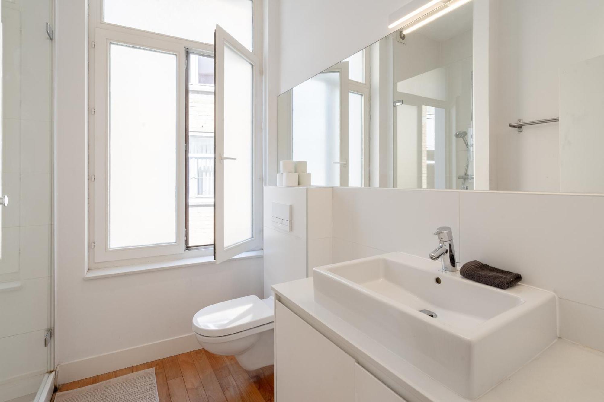 Beautiful Modern Apartment In The Heart Of Αμβέρσα Εξωτερικό φωτογραφία